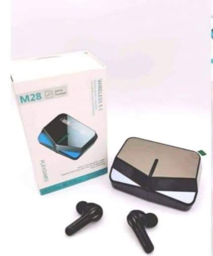 Earbuds M28 wireless Bluetooth with 3500 mah power bank